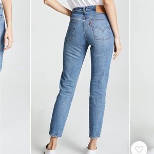 Levi’s wedgie icon jeans